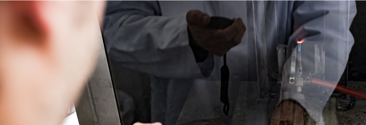 Flammehemmende scenetekstiler: Hva du bør vite?