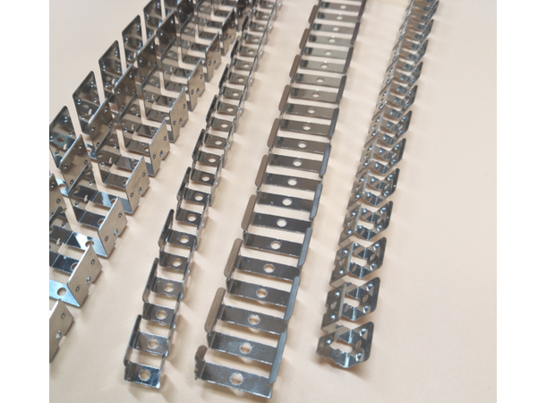 SBL festeprofil for 8x15mm Neoflex Rustfritt stål. Kan bøyes, 5 meter