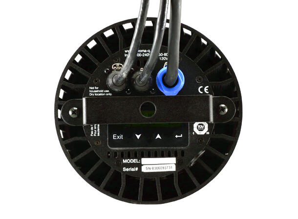 CHROMA-Q Inspire RGBW, 5 pin. Hvit, 65° 5 pin DMX og powerCon inn