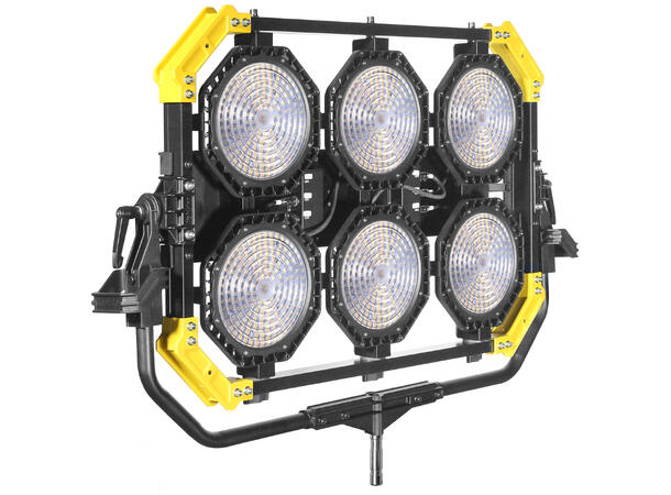 LIGHTSTAR LUXED-P6 RGBWW LED Spotlight 960W. 2400K-10000K. Lumenradio mottaker