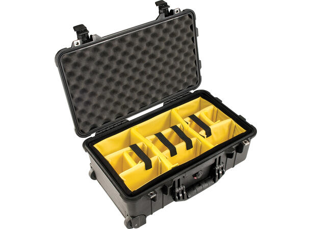 PELI™ 1510, Med skum og hjul, Sort Innv. mål: 502 x 279 x 193mm, Carry-on