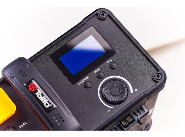 SBL SK-5000SL Daylight Studo LED, V-lock 500W, CRI 95+, 5600K, DMX, Fjernkontroll