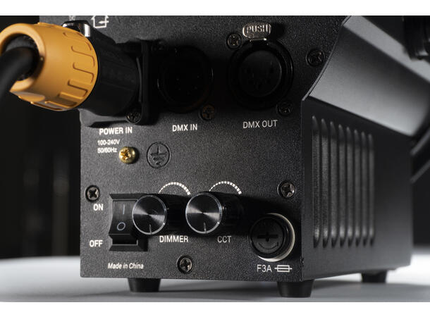 SBL Mini 50TW Fresnell, sort 2 x 50W, 2700 - 6500K, CRI 95, 5-pin XLR
