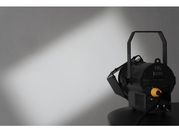 SBL Mini 50TW Fresnell, sort 2 x 50W, 2700 - 6500K, CRI 95, 5-pin XLR