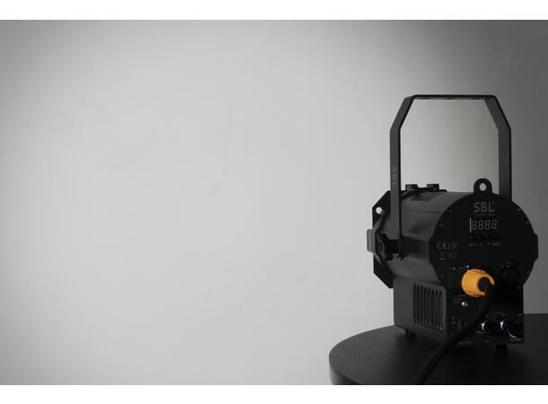 SBL Mini 50TW Fresnell, sort 2 x 50W, 2700 - 6500K, CRI 95, 5-pin XLR
