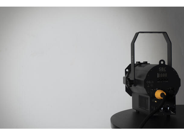 SBL Mini 50TW Fresnell, sort 2 x 50W, 2700 - 6500K, CRI 95, 5-pin XLR