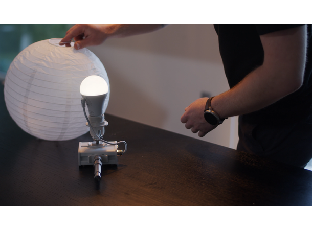 ASTERA NYX Bulb, hvit 10W LED, RGBA+mint, CRMX/RF/Bluetooth