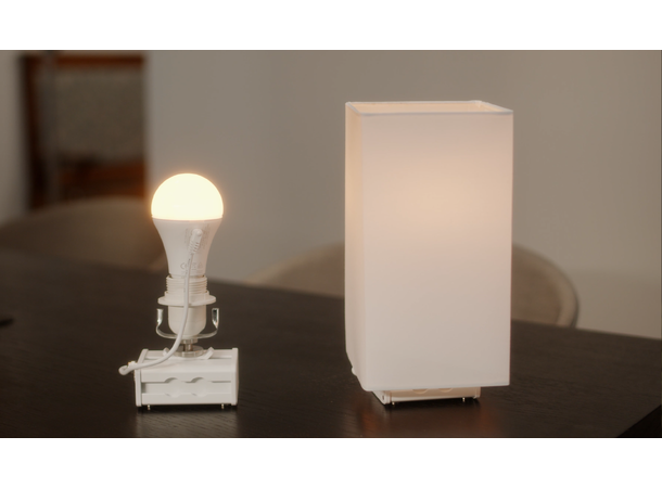 ASTERA NYX Bulb, hvit 10W LED, RGBA+mint, CRMX/RF/Bluetooth