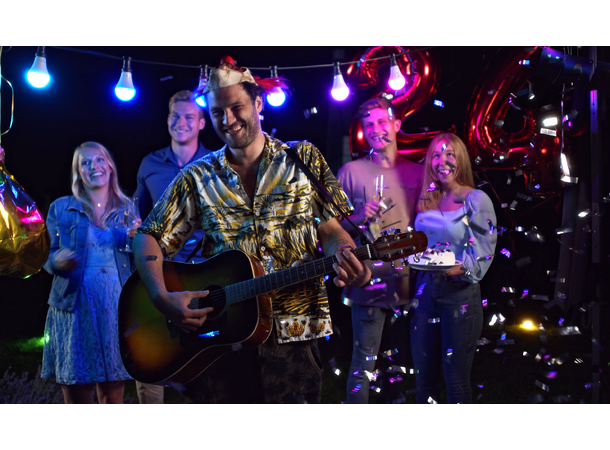 ASTERA NYX Bulb, hvit 10W LED, RGBA+mint, CRMX/RF/Bluetooth