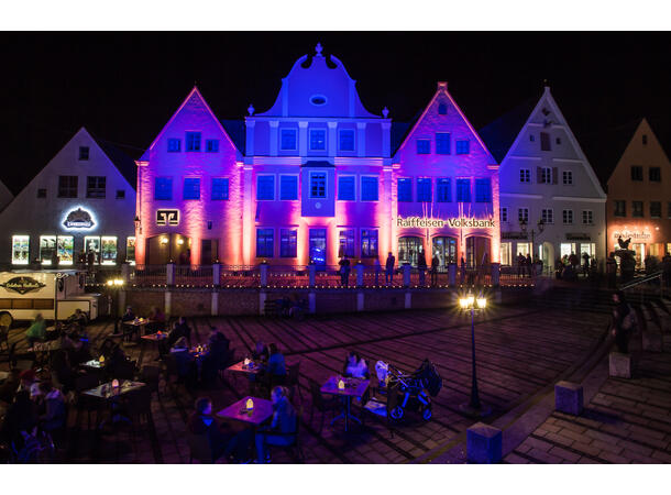 ASTERA AX10 Kit, 8 lamper i flght 8 x AX10 i flightcase med lading