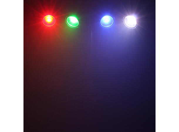 EQUINOX Microbar COB System Lyspakke 4 x 20W RGB LED. Stativ og bag inkludert