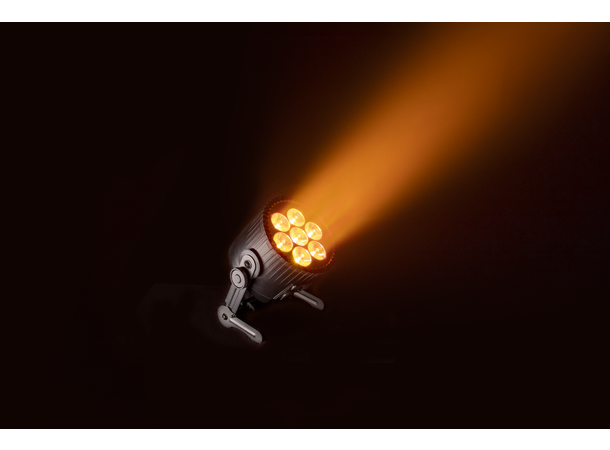 ASTERA AX9 Power Par, Titan LED engine 7 x 15W RGBWMA, App-kontroll