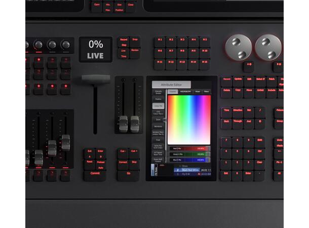 AVOLITES D9-330 Diamond 9 Console 32 Univers, 8 DMX, 30 motorfadere