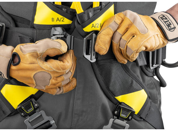 PETZL VOLT Fallsele, str 2 Europeisk versjon, Sort/Gul