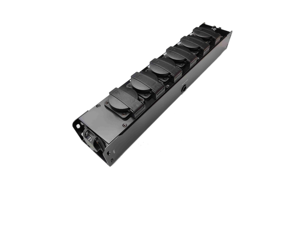 KAGU Strømdistro True1 - Schuko hun True1 in/thru - 6 x Schuko hun