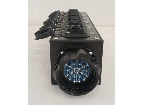 TOURMATE Breakout Soca19 - True1, IP65 6 x True1, 16A, 230VAC, Feedthru, M10