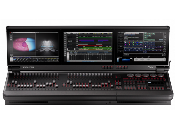 AVOLITES D7-330 Diamond 7 Console 32 x Univers, 8 DMX, Flightcase