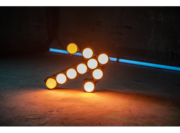 ASTERA PixelBrick Sett, Demovare 8 stk. PixelBrick i ladekoffert 