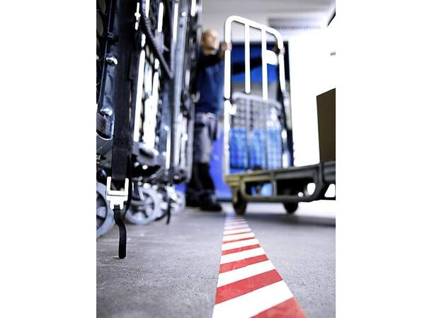 TESA 60760 Varseltape 50mm x 33m, rød/hvit