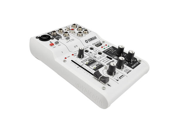 Yamaha AG03 mikser 1 mic/1 stereo line. USB interface