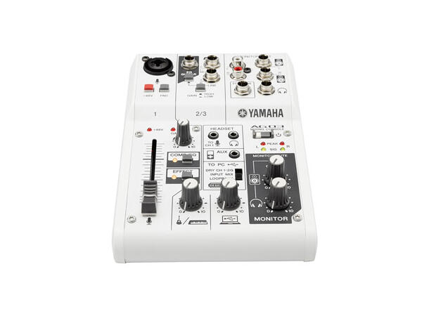 Yamaha AG03 mikser 1 mic/1 stereo line. USB interface