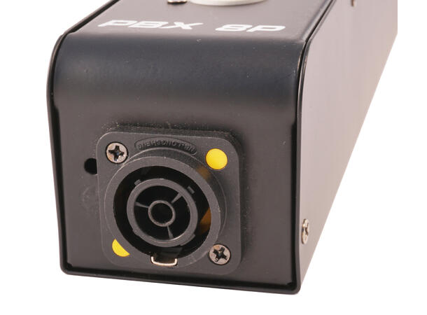 KAGU TPB-007-TRPC strømdistribusjon 1 x TR1 inn, 8 x Powercon ut