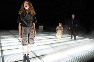 ROBE Espirite Det Norske Teatret